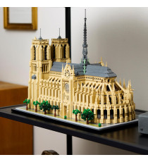 Lego Architecture - Notre-Dame de Paris - Lego 21061 Modello della cattedrale di Notre-Dame ricco di dettagli Anni 18+ 4383pz