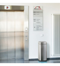 Cestino no touch - con sensore - 30,5 x 30,5 x 69 cm - 35 lt - argento metallizzato - Durable Cestino no touch - con sensore - 30,5 x 30,5 x 69 cm - 35 lt - argento metallizzato - Durable