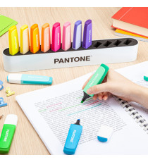 Desk set evidenziatori - punta a scalpello - colori assortiti - Pantone - conf. 12 pezzi Desk set evidenziatori - punta a scalpello - colori assortiti - Pantone - conf. 12 pezzi