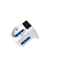 Adattatore con spina 10A orizzontale - 2 prese bipasso 10/16A + 1 presa Schuko - MKC Adattatore con spina 10A orizzontale - 2 prese bipasso 10/16A + 1 presa Schuko - MKC