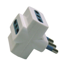Adattatore triplo con spina 2P+T 16A - 3 prese bipasso 10/16A - MKC Adattatore triplo con spina 2P+T 16A - 3 prese bipasso 10/16A - MKC