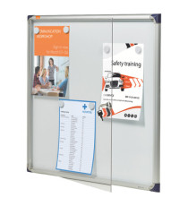Bacheca per interni ultrapiatta - fondo in metallo magnetico bianco - 6 fogli A4 - orizzontale - Nobo Bacheca per interni ultrapiatta - fondo in metallo magnetico bianco - 6 fogli A4 - orizzontale - Nobo
