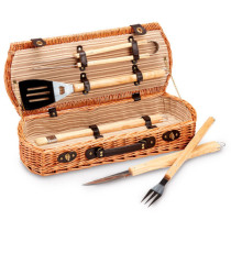 Set barbecue 5 attrezzi - valigetta di vimini - 13 x 26 x 61 cm - Garden Friend Set barbecue 5 attrezzi - valigetta di vimini - 13 x 26 x 61 cm - Garden Friend