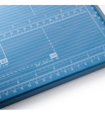 Taglierina a rullo professionale 550 - 55 x 36 cm - 360 mm - 20 fogli - blu/grigio - Dahle Taglierina a rullo professionale 550 - 55 x 36 cm - 360 mm - 20 fogli - blu/grigio - Dahle