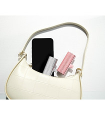 Power bank compatto Veger W0573 rosa glitterato con connettore type-c integrato 5000mAh PD QC3.0 2.4A 12W usb-c ricarica rapida Power bank compatto Veger W0573 rosa glitterato con connettore type-c integrato 5000mAh PD QC3.0 2.4A 12W usb-c ricarica rapida