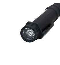 Torcia da lavoro Aigostar 3W 120 lumen 6500K luce fredda, a batteria Illuminazione anteriore e superiore, L16.6xW2.3xH3.1cm Torcia da lavoro Aigostar 3W 120 lumen 6500K luce fredda, a batteria Illuminazione anteriore e superiore, L16.6xW2.3xH3.1cm