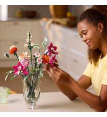 Lego Botanicals - Bouquet di fiori rosa - Lego 10342 The Botanical Collection con mazzo di Fiori Artificiali 749pz ANNI 18+