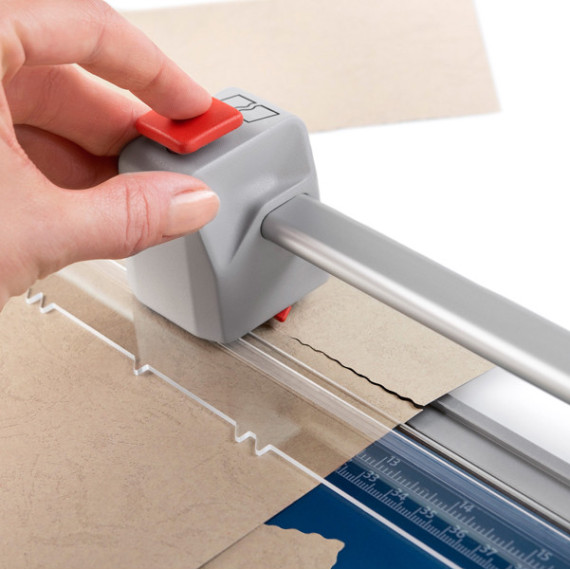 Lame assortite - per taglierina Hobby 507 new - 45 x 21 cm - Dahle - conf. 3 pezzi Lame assortite - per taglierina Hobby 507 new - 45 x 21 cm - Dahle - conf. 3 pezzi