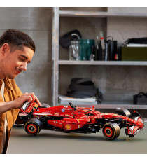 Lego Technic - Monoposto F1 Ferrari SF-24 - Lego 42207 in Scala 1:8 con Motore V6, Cambio, Sterzo e DRS Anni 18+ 1361pz