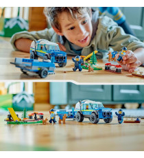 Lego City - Addestramento cinofilo mobile - Lego 60369 con Percorso a Ostacoli, SUV Polizia,Rimorchio, 2 Animali Anni 5+ 197pz