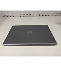 [Scatola aperta]Laptop HP ProBook 470 G7 *praske na ohišju / i5 / RAM 16 GB / SSD Disk / 17,3″ FHD