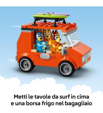 Lego Bluey - Vacanza sulla spiaggia della famiglia di Bluey - Lego 11202 Bingo e Chilli, 2 Surf, Castello Sabbia 133pz Anni 4+