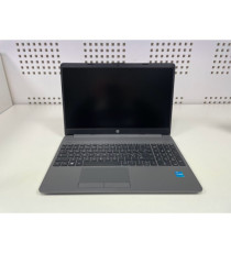 [Scatola aperta]Laptop HP 250 G8 / i3 / RAM 12 GB / SSD Disk / 15,6″ HD