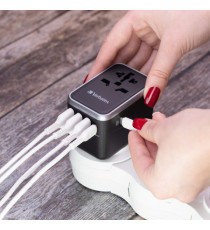 Verbatim - Adattatore da viaggio UTA-04 PD61W / QC / 3xUSB / 2xType-C