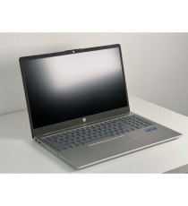 [Scatola aperta]Laptop HP 15-fd1004np | Ultra 5 | 32 GB / Core Ultra 5 / RAM 32 GB / SSD Disk / 15,6″ FHD