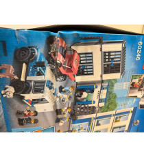 Lego City - Stazione di Polizia - LEGO 60246 N.D. SCATOLA CON DIFETTI!