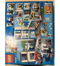 Lego City - Stazione di Polizia - LEGO 60246 N.D. SCATOLA CON DIFETTI!