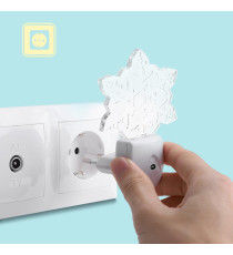 LUCE NOTTURNA LED 7 COLORI RGB 0,5W 30LUMEN CON SENSORE GIORNO/NOTTE FIOCCO DI NEVE - SPINA ITALIANA - MISURA L63*W55*H110mm