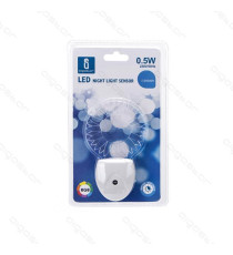 LUCE NOTTURNA LED 7 COLORI RGB 0,5W 30LUMEN CON SENSORE GIORNO/NOTTE MOD. FIAMMA - SPINA ITALIANA - MISURA L60*W55*H123mm LUCE NOTTURNA LED 7 COLORI RGB 0,5W 30LUMEN CON SENSORE GIORNO/NOTTE MOD. FIAMMA - SPINA ITALIANA - MISURA L60*W55*H123mm