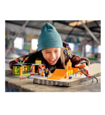 Lego City - Stunt Park - LEGO 60293 moto acrobatica giocattolo con funzione carica e vai  ANNI 5+