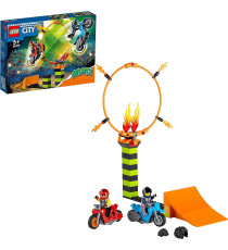Lego City Stuntz - Competizione acrobatica - LEGO 60299 Set con 2 Moto Cerchio di Fuoco e Duke DeTain ANNI 5+
