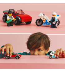 Lego City - Inseguimento sulla moto della polizia - LEGO 60392 con Modello di Auto da Corsa e 2 Minifigure ANNI 5+