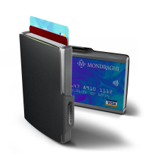 Porta tessere Mondraghi ONE PLUS BLACK con portamonete,mini wallet in pelle con protezione RFID,fino a 9 cards + banconote Porta tessere Mondraghi ONE PLUS BLACK con portamonete,mini wallet in pelle con protezione RFID,fino a 9 cards + banconote