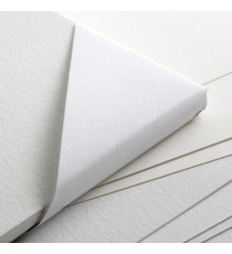 Cartoncino F4 - 50x70cm - 220gr - bianco - liscio - Fabriano - pacco 25 fogli Cartoncino F4 - 50x70cm - 220gr - bianco - liscio - Fabriano - pacco 25 fogli
